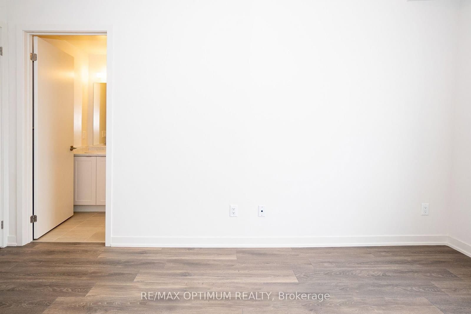 58 Sky harbour Drive, Unit 405 thumbnail 3