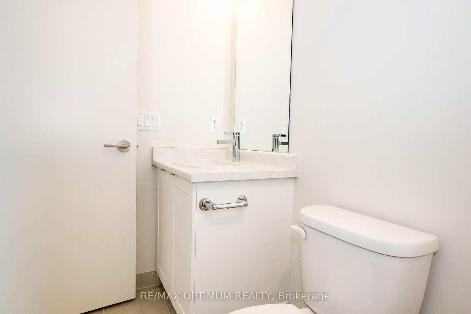58 Sky harbour Drive, Unit 405 thumbnail 8