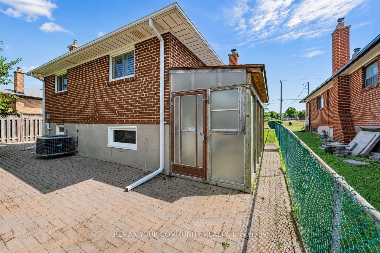 20 Linthurst Avenue thumbnail 50