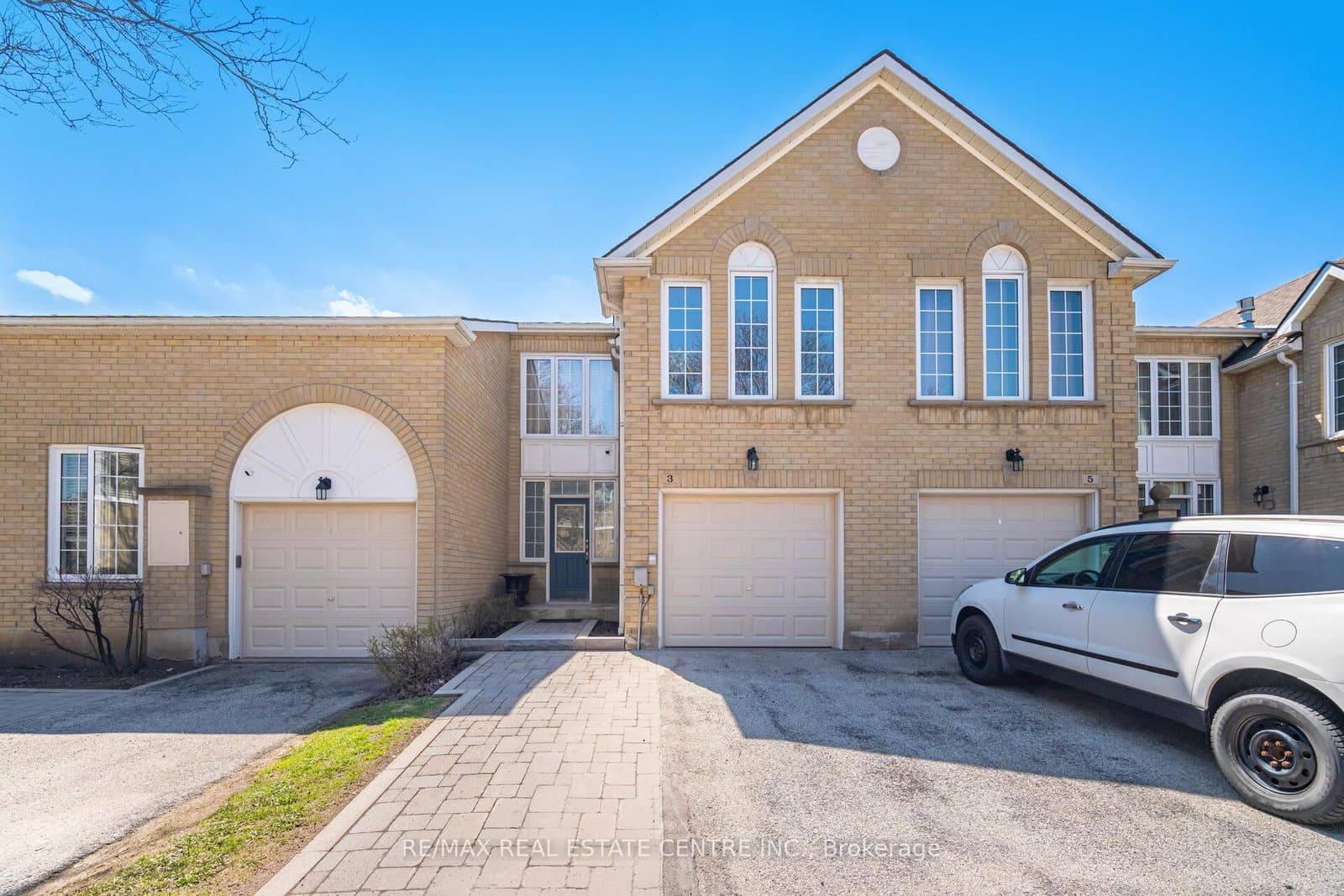 3 Hartnell Square, Unit 2 - Image 1