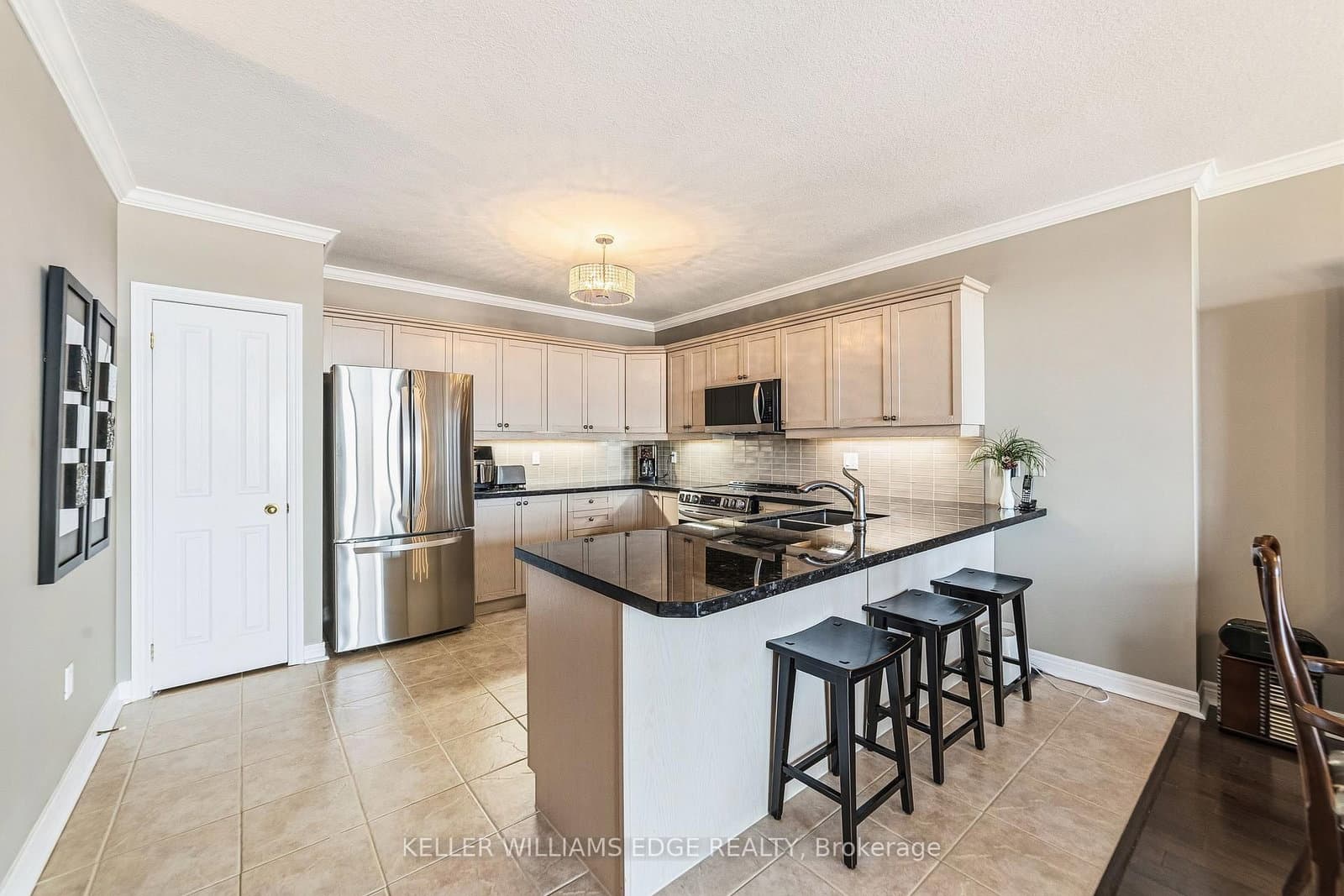 1998 Ironstone Drive, Unit 809 thumbnail 19