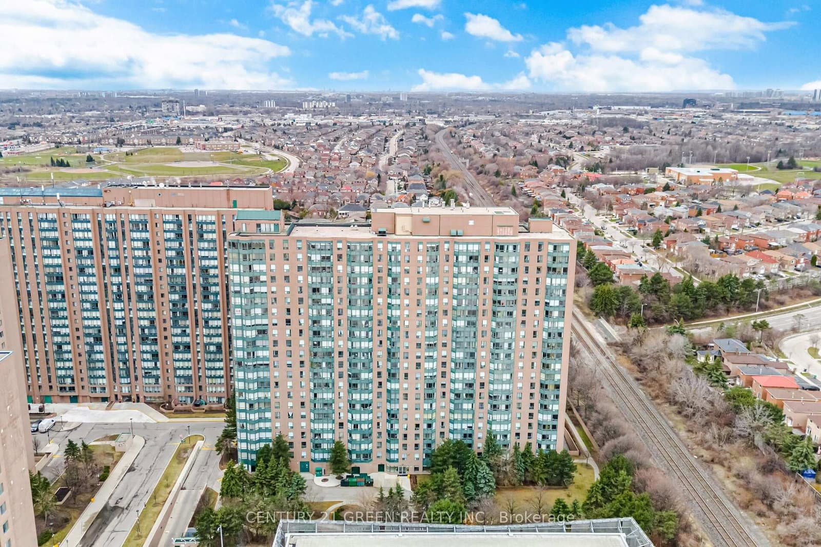 #203 - 135 Hillcrest Avenue