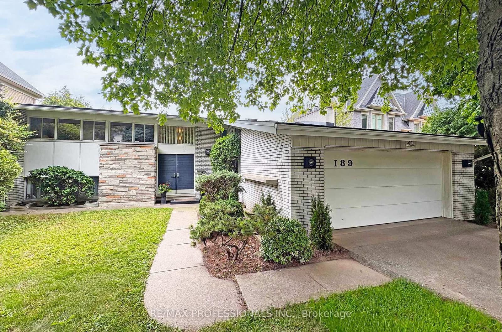 189 Edenbridge Drive - Image 1