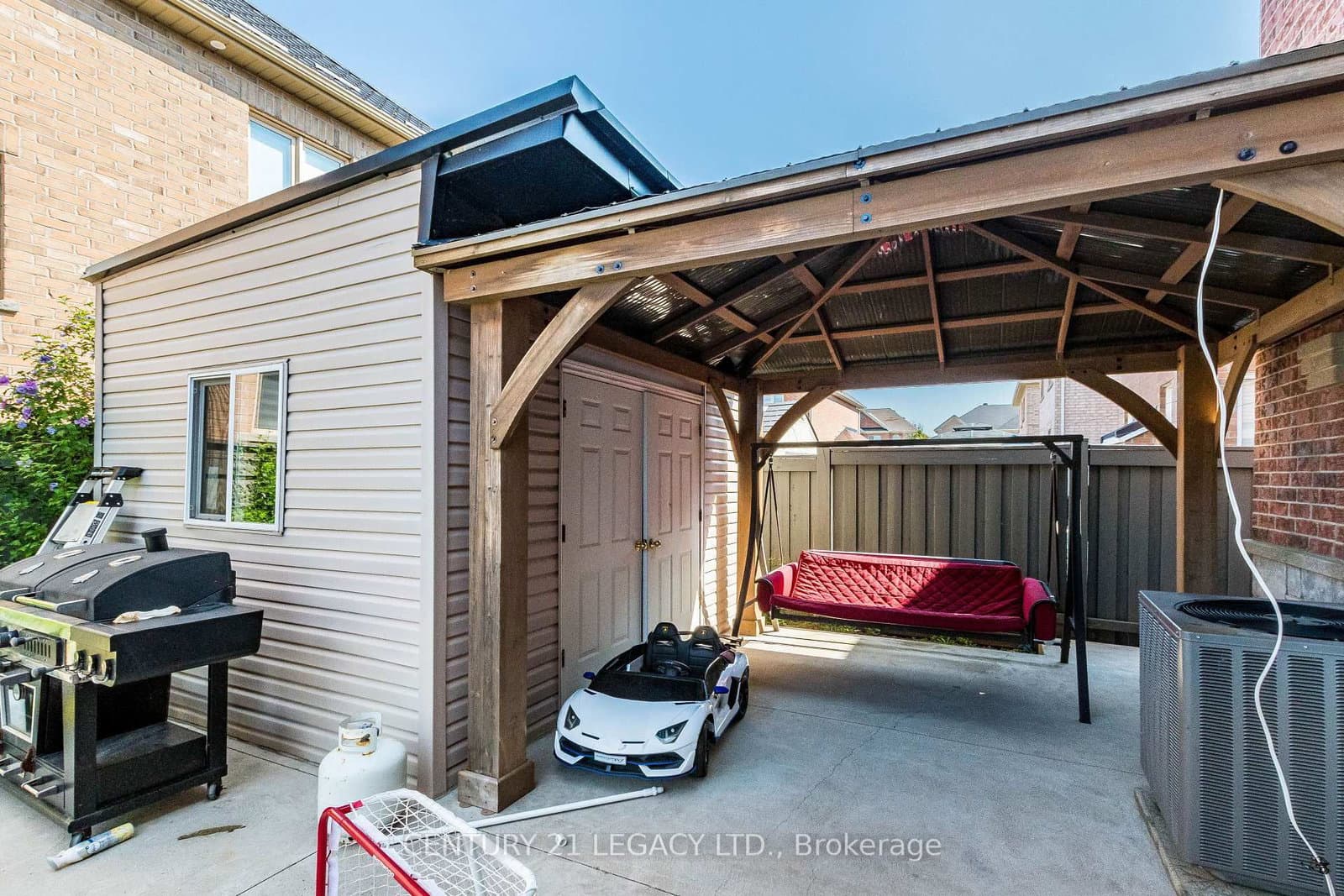 11 DRUMMONDVILLE Drive thumbnail 32