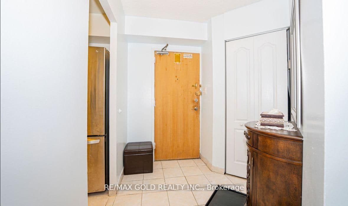 330 Dixon Road, Unit 2107 thumbnail 6