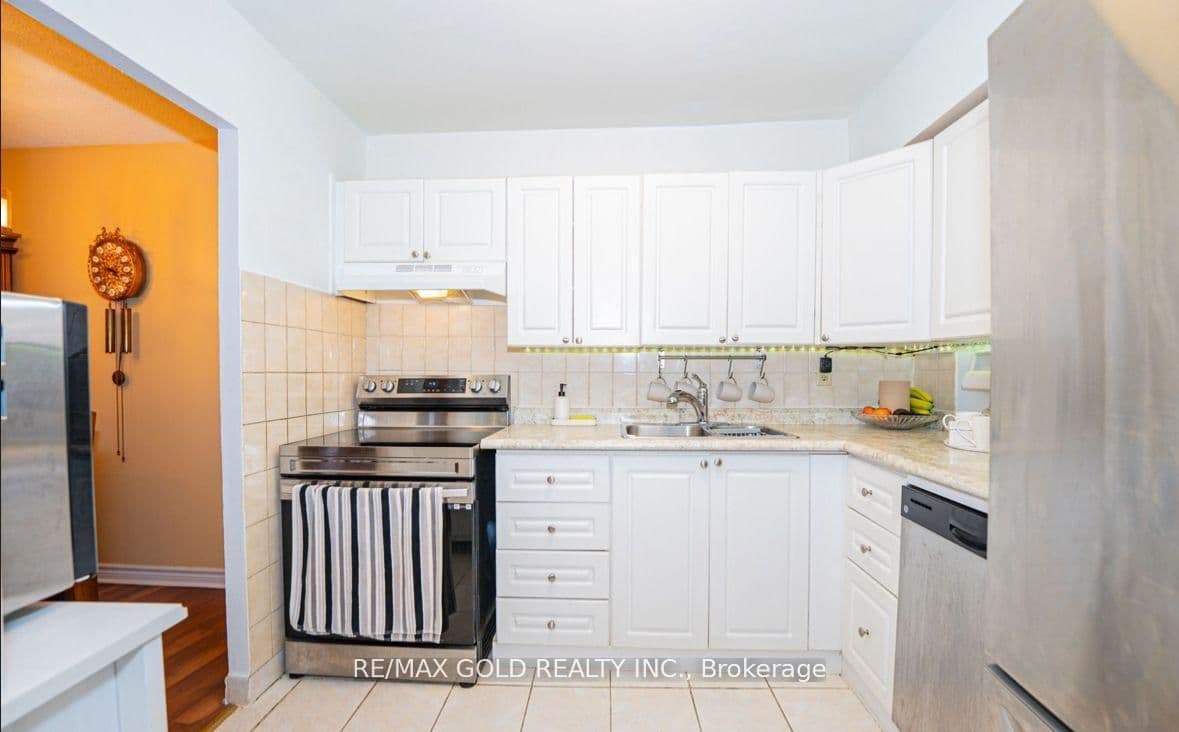 330 Dixon Road, Unit 2107 thumbnail 8