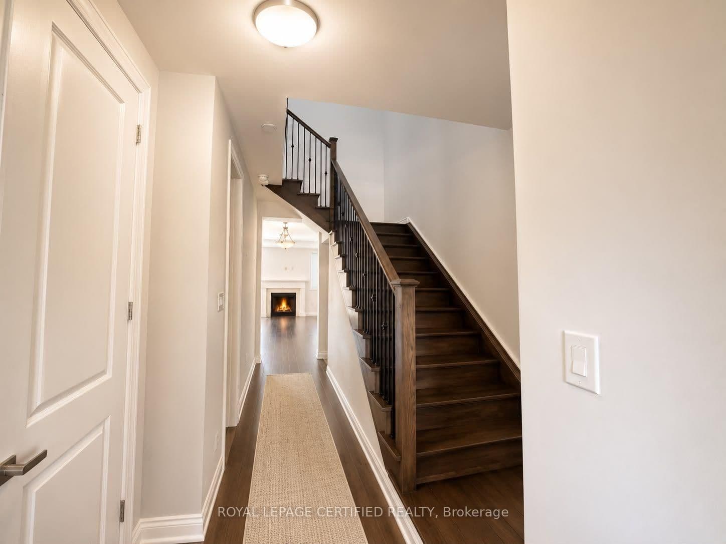 1514 Moira Crescent thumbnail 2