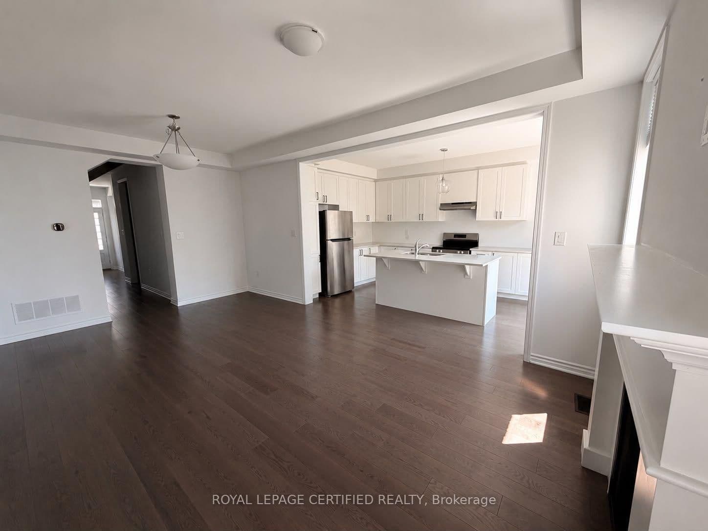 1514 Moira Crescent thumbnail 5