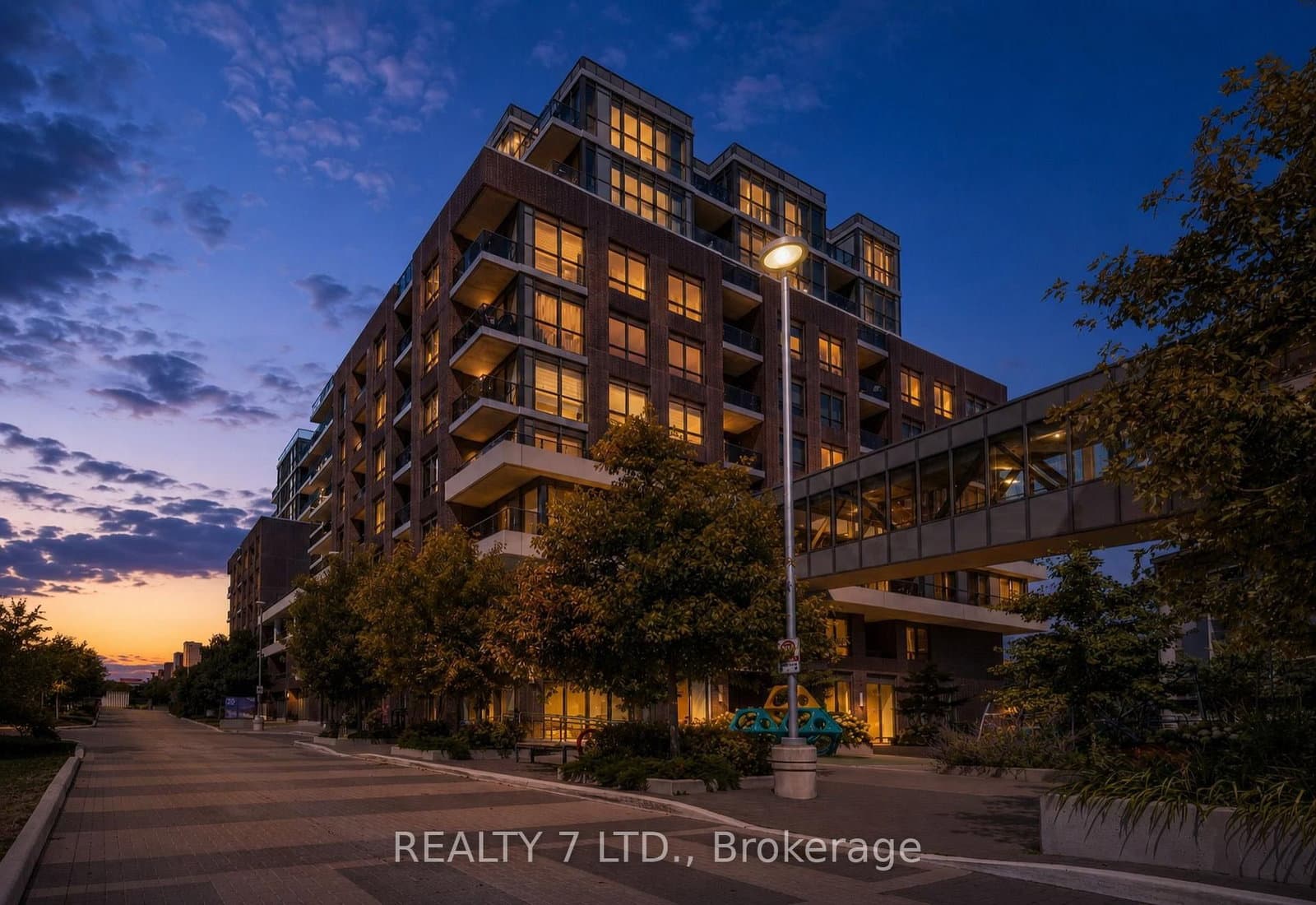 26 Gibbs Road, Unit 1033 thumbnail 2