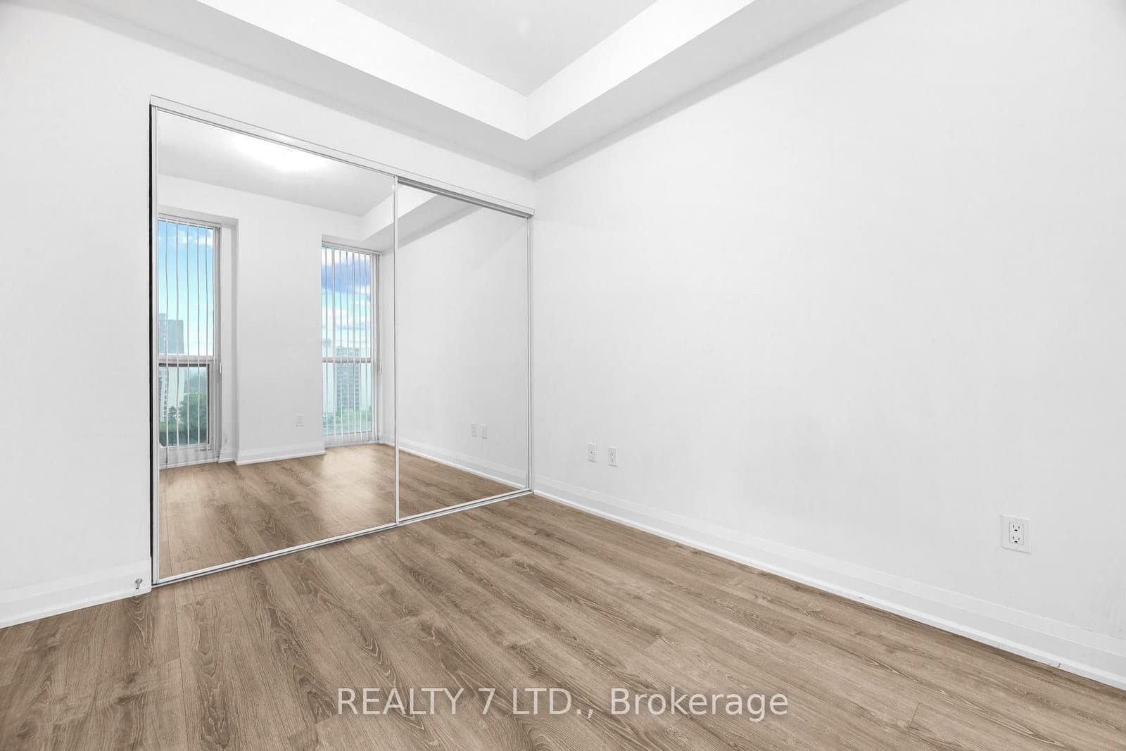 26 Gibbs Road, Unit 1033 thumbnail 27