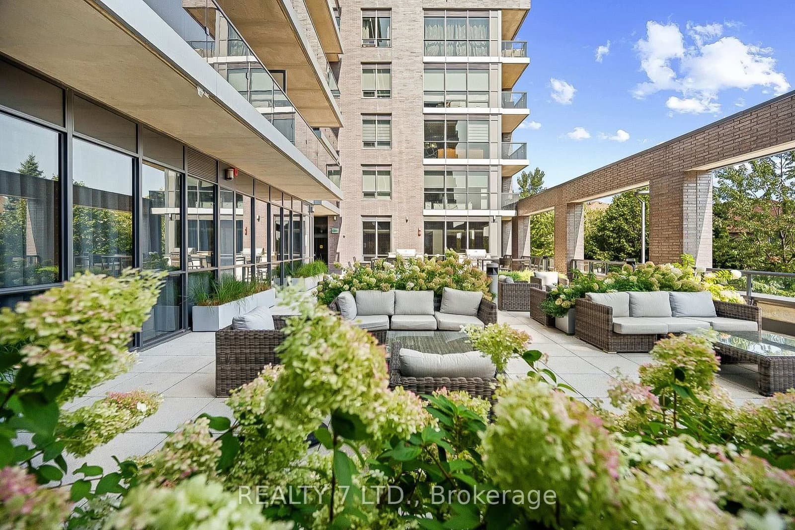 26 Gibbs Road, Unit 1033 thumbnail 42