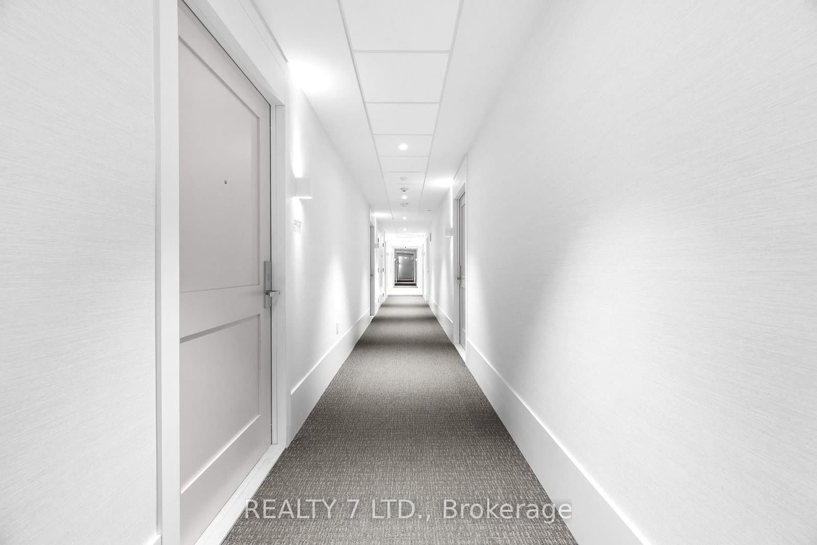 26 Gibbs Road, Unit 1033 thumbnail 9