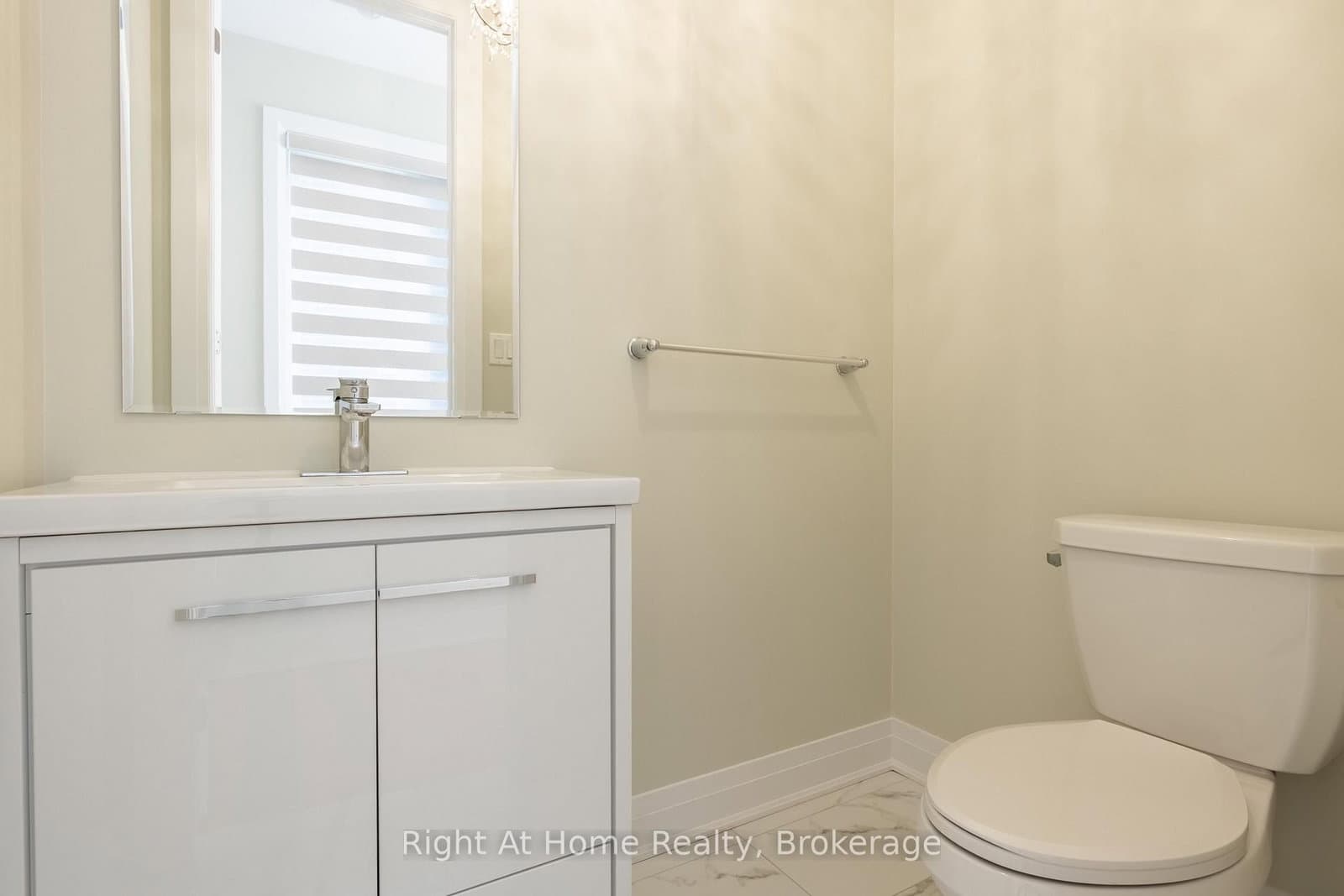 80 Settlers Road E thumbnail 25