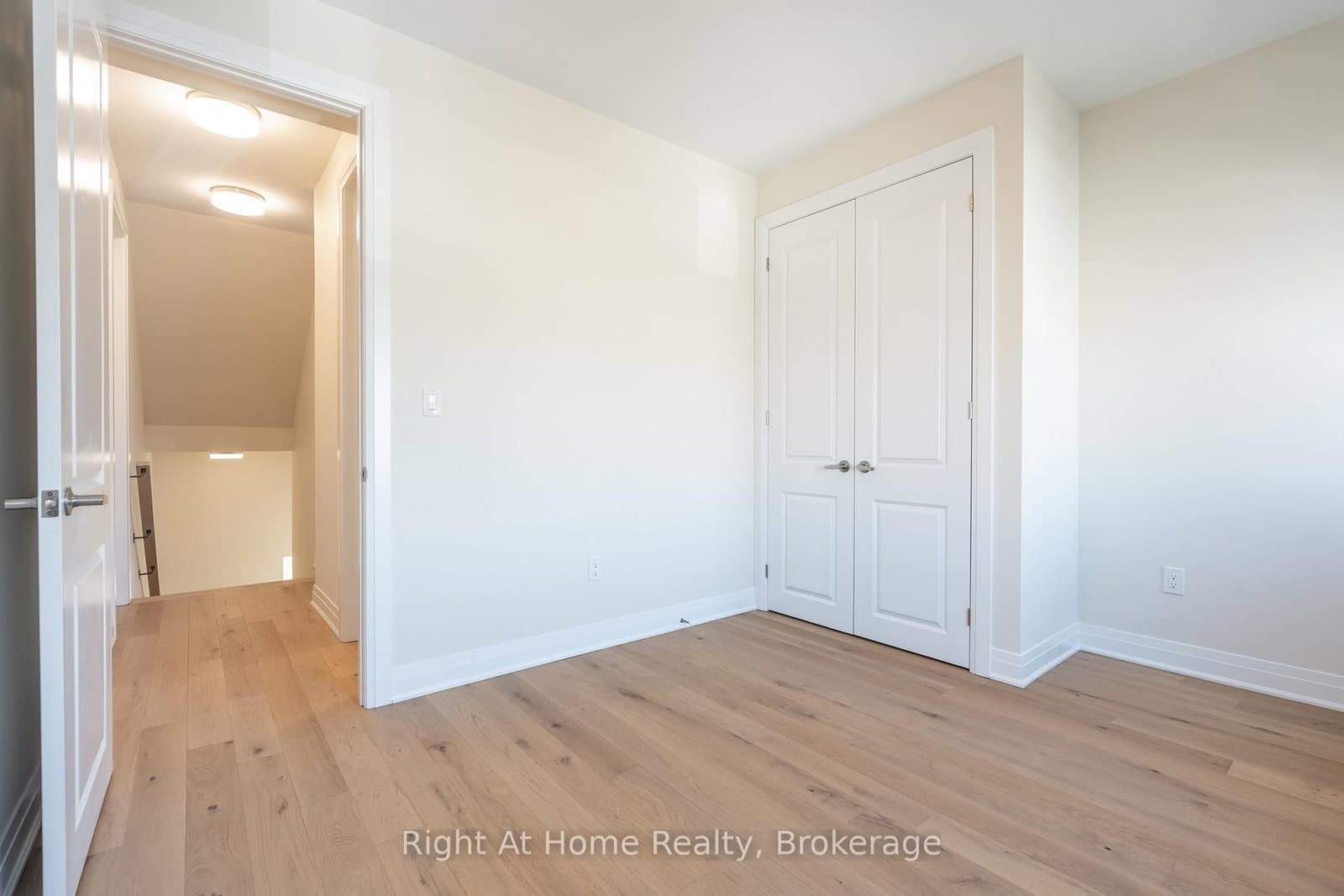 80 Settlers Road E thumbnail 31
