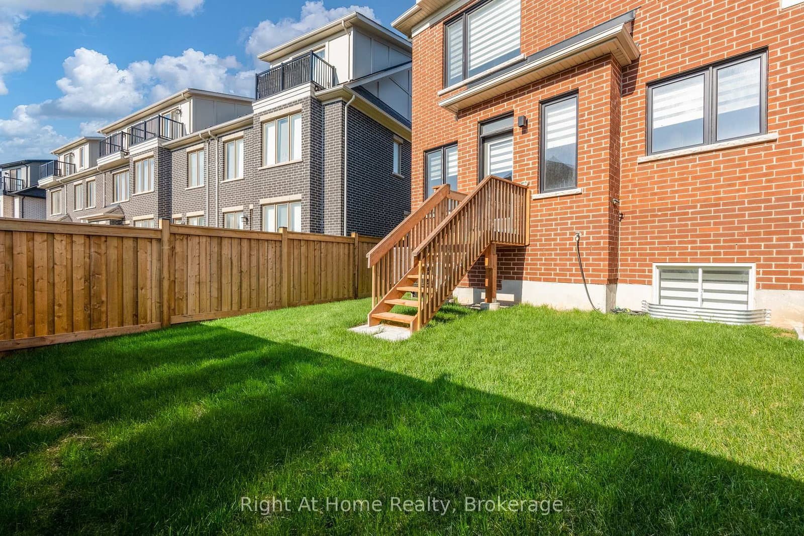 80 Settlers Road E thumbnail 48