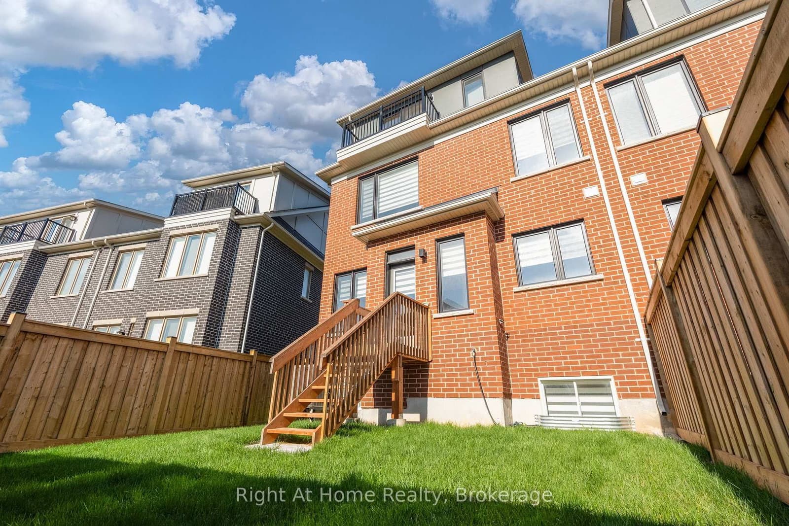 80 Settlers Road E thumbnail 49