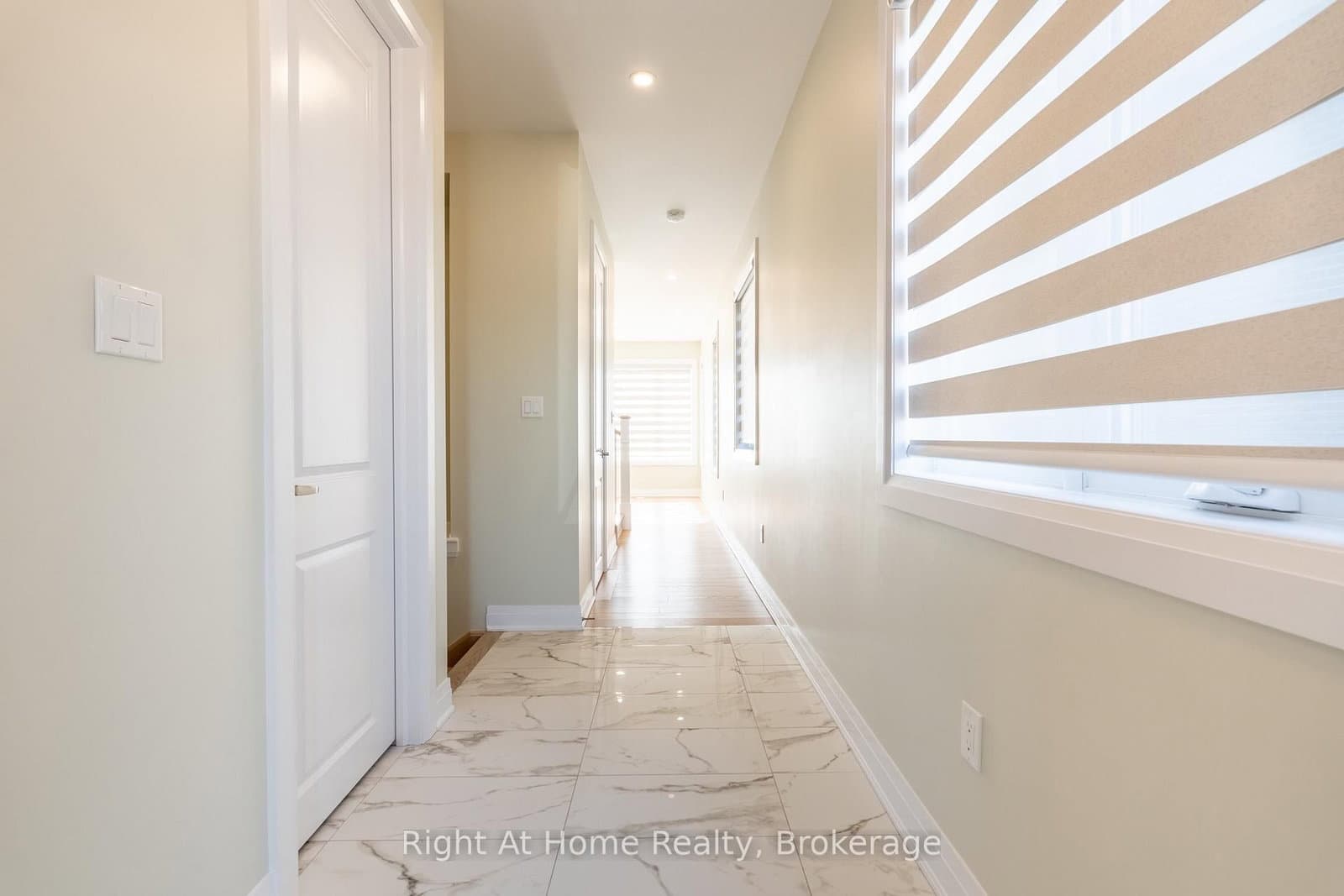 80 Settlers Road E thumbnail 8