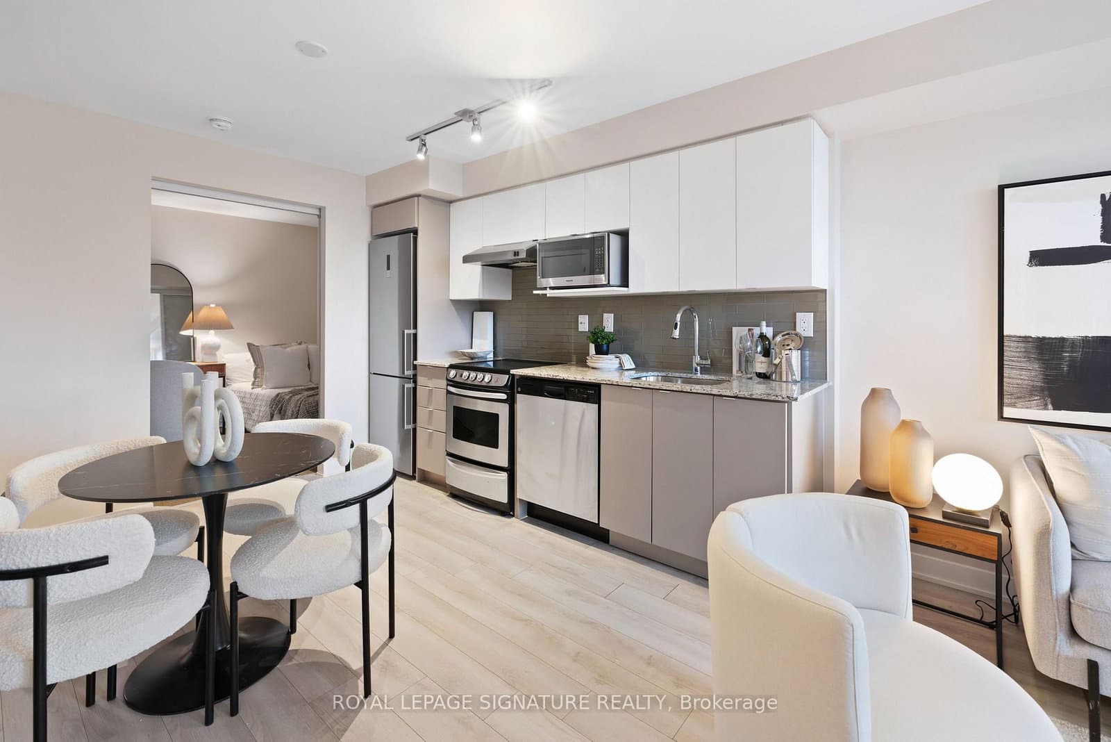 160 Flemington Road, Unit 312 thumbnail 4