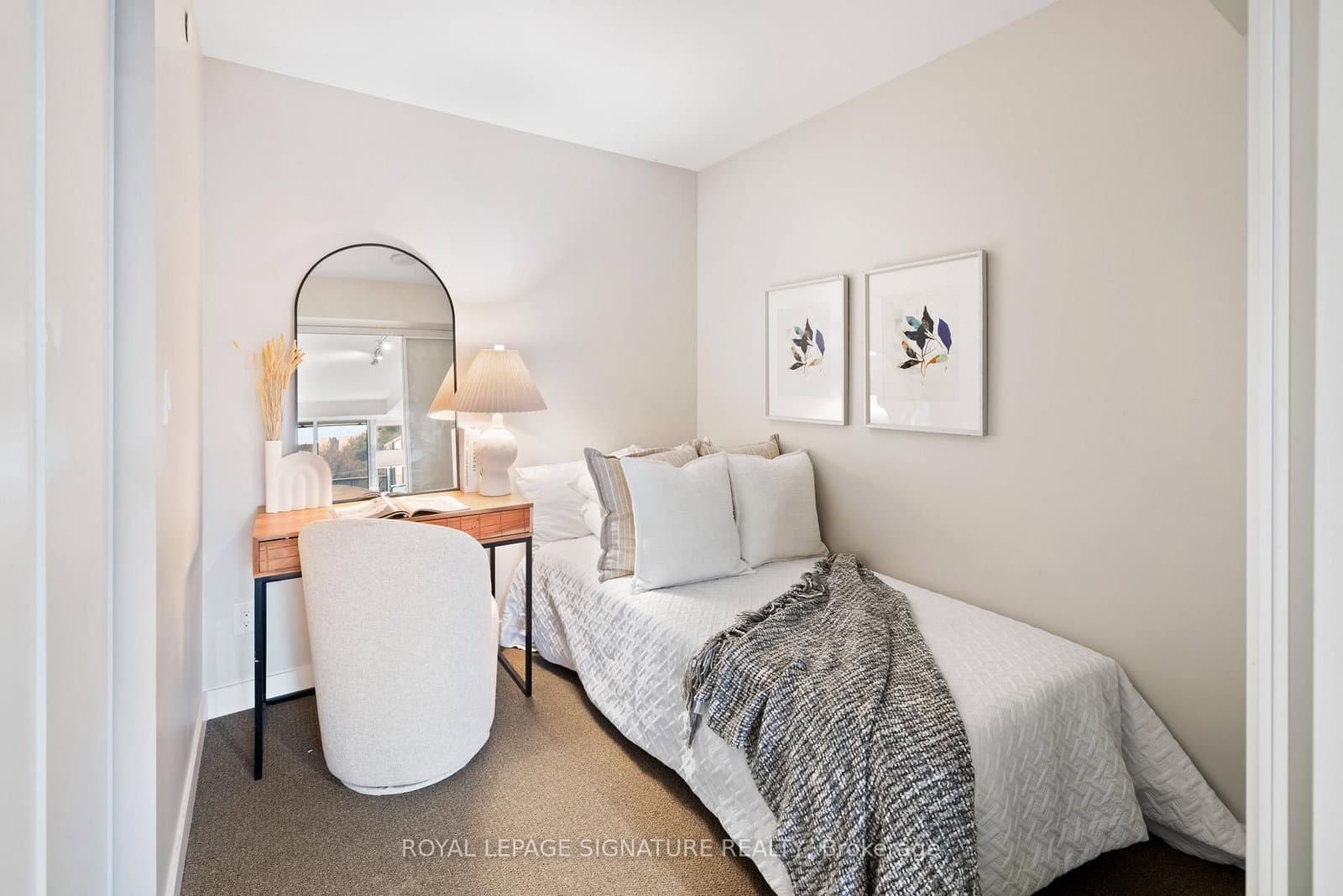 160 Flemington Road, Unit 312 thumbnail 8