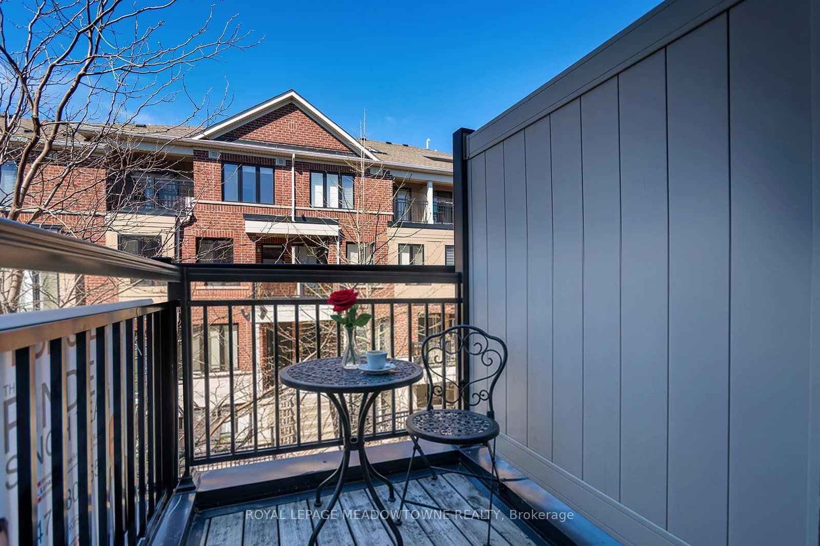 10 Carnation Avenue, Unit 19 thumbnail 12