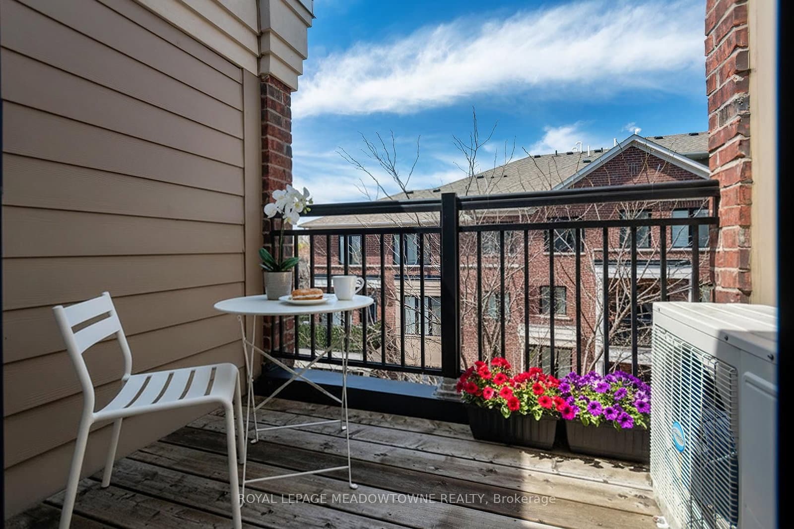10 Carnation Avenue, Unit 19 thumbnail 24