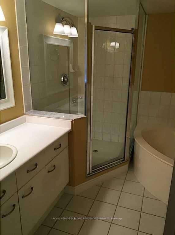 1276 Maple Crossing Boulevard, Unit 809 thumbnail 12
