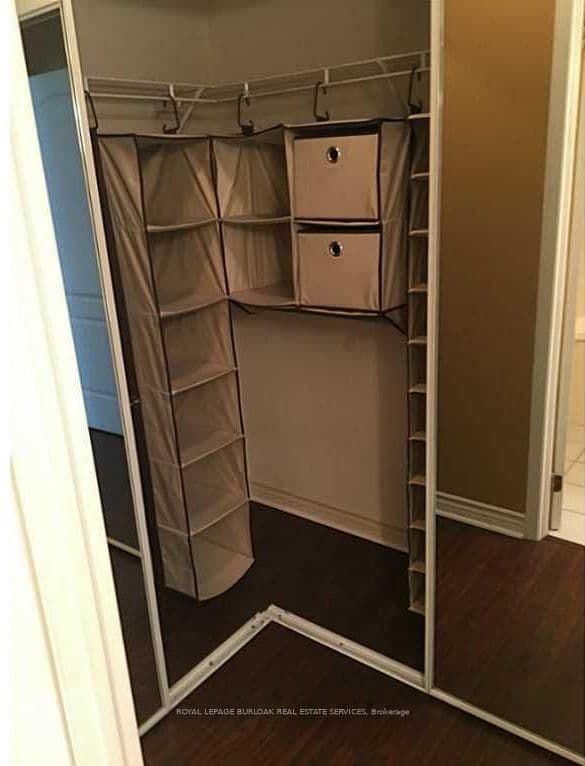 1276 Maple Crossing Boulevard, Unit 809 thumbnail 14