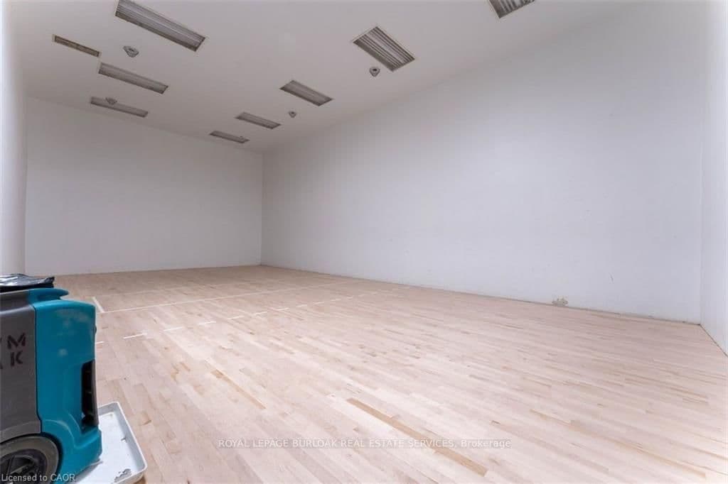 1276 Maple Crossing Boulevard, Unit 809 thumbnail 21