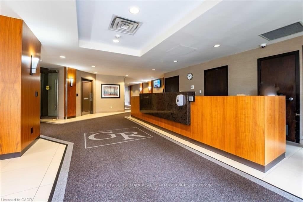1276 Maple Crossing Boulevard, Unit 809 thumbnail 3