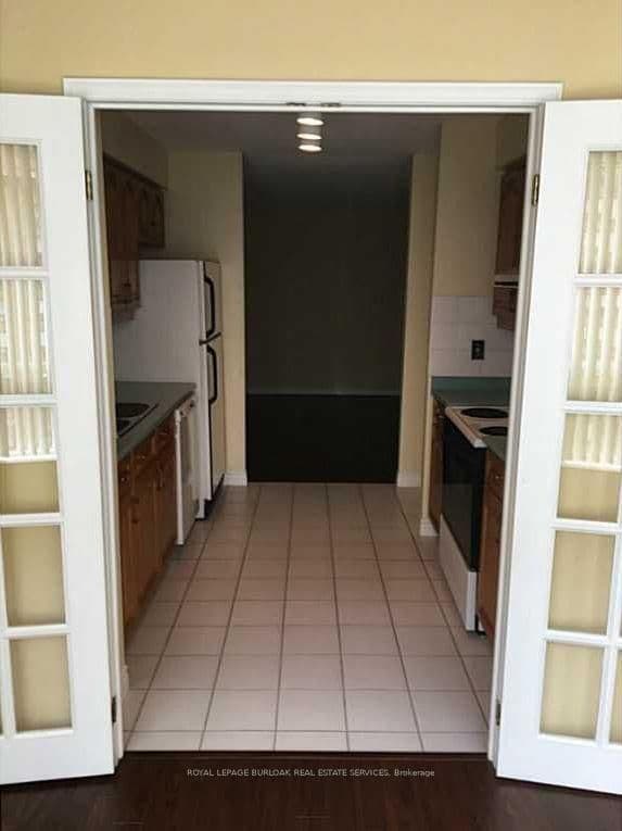 1276 Maple Crossing Boulevard, Unit 809 thumbnail 8