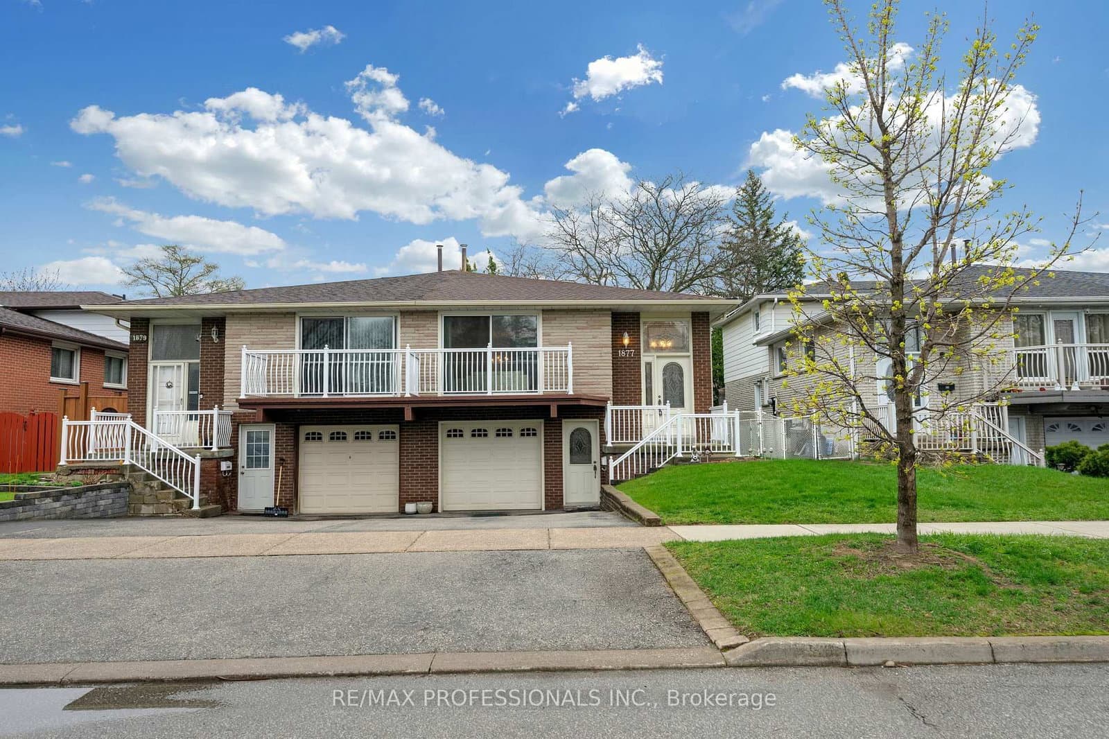 1877 Silverberry Crescent thumbnail 43
