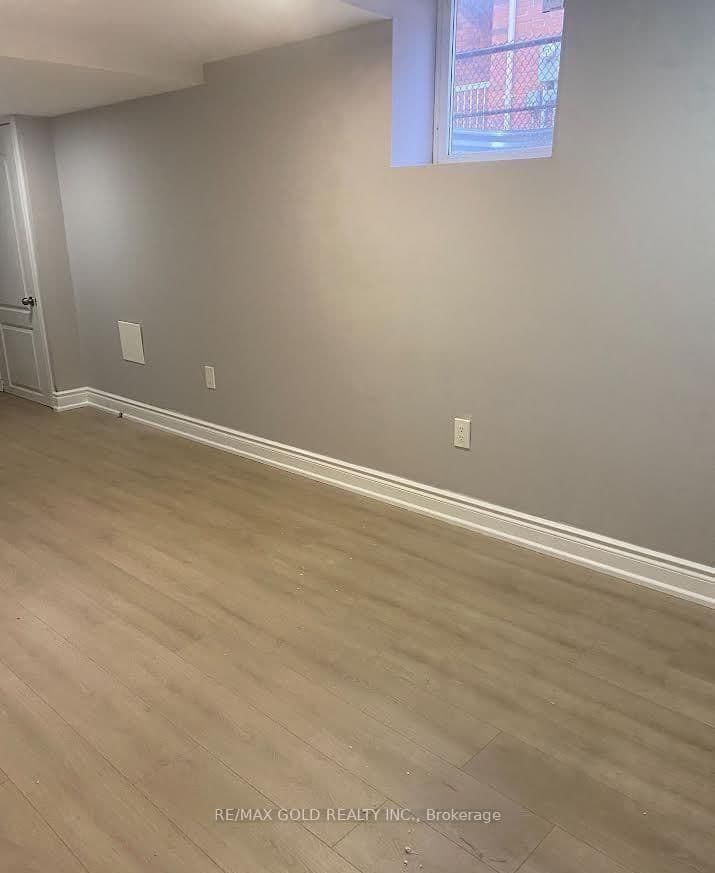 316 Albright Road, Unit Bsmt thumbnail 3
