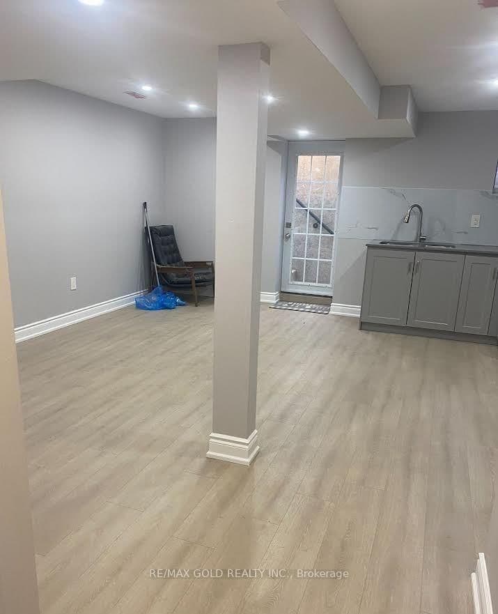 316 Albright Road, Unit Bsmt thumbnail 4