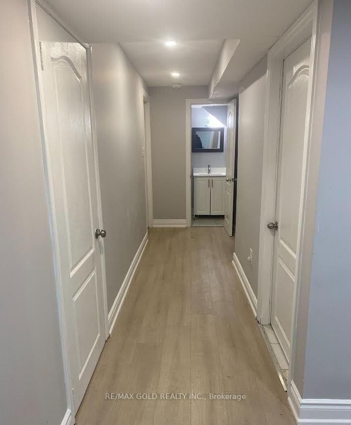 316 Albright Road, Unit Bsmt thumbnail 5