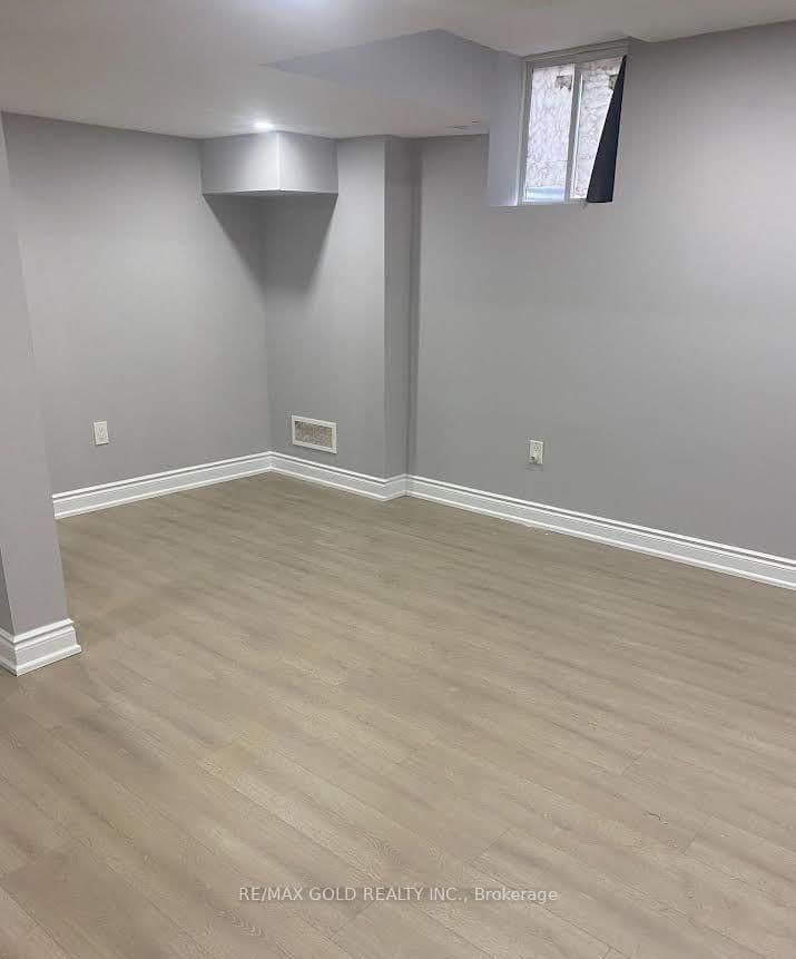 316 Albright Road, Unit Bsmt thumbnail 6