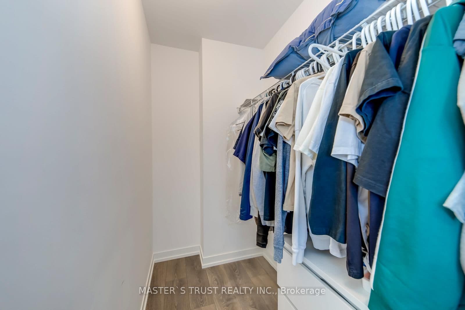 2520 Eglinton Avenue W, Unit 1804 thumbnail 23