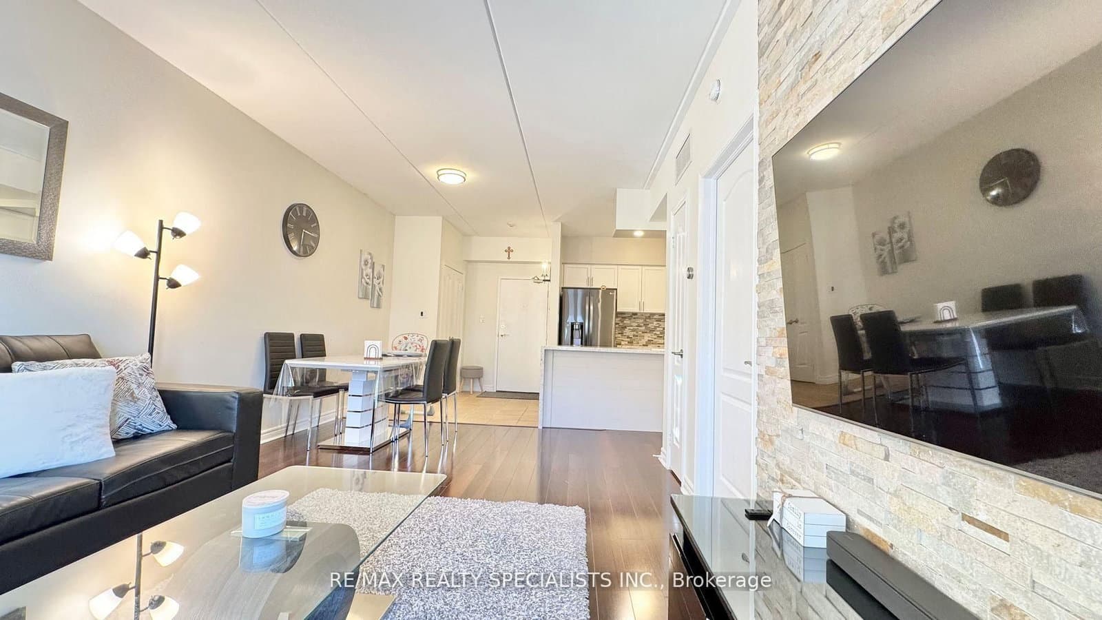 4016 Kilmer Drive, Unit 112 thumbnail 17