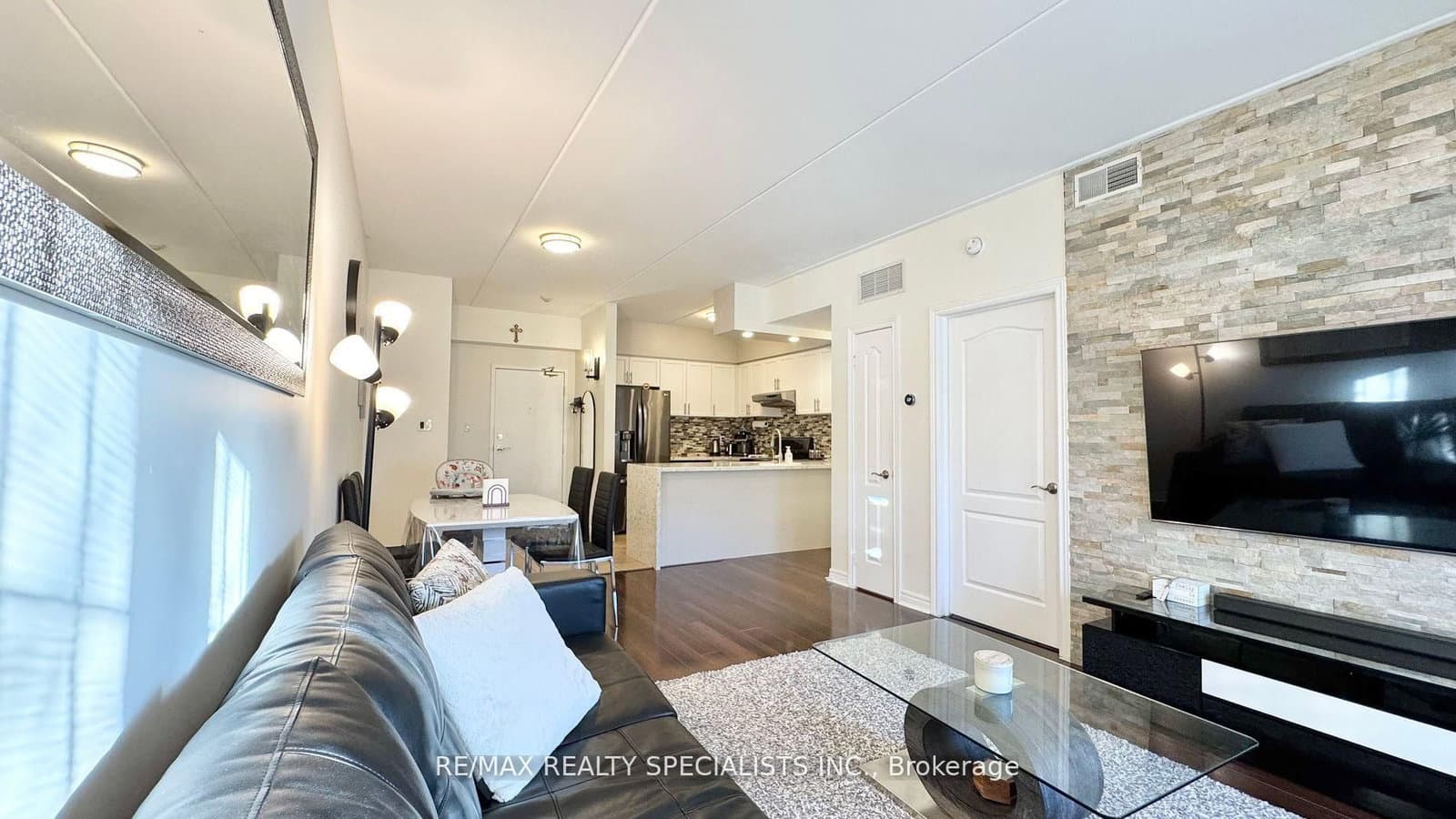 4016 Kilmer Drive, Unit 112 thumbnail 18