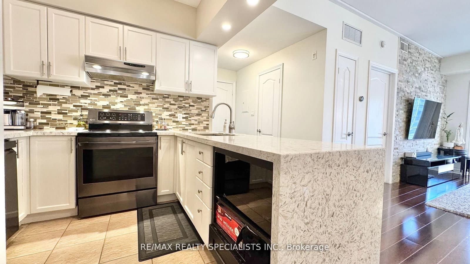 4016 Kilmer Drive, Unit 112 thumbnail 27