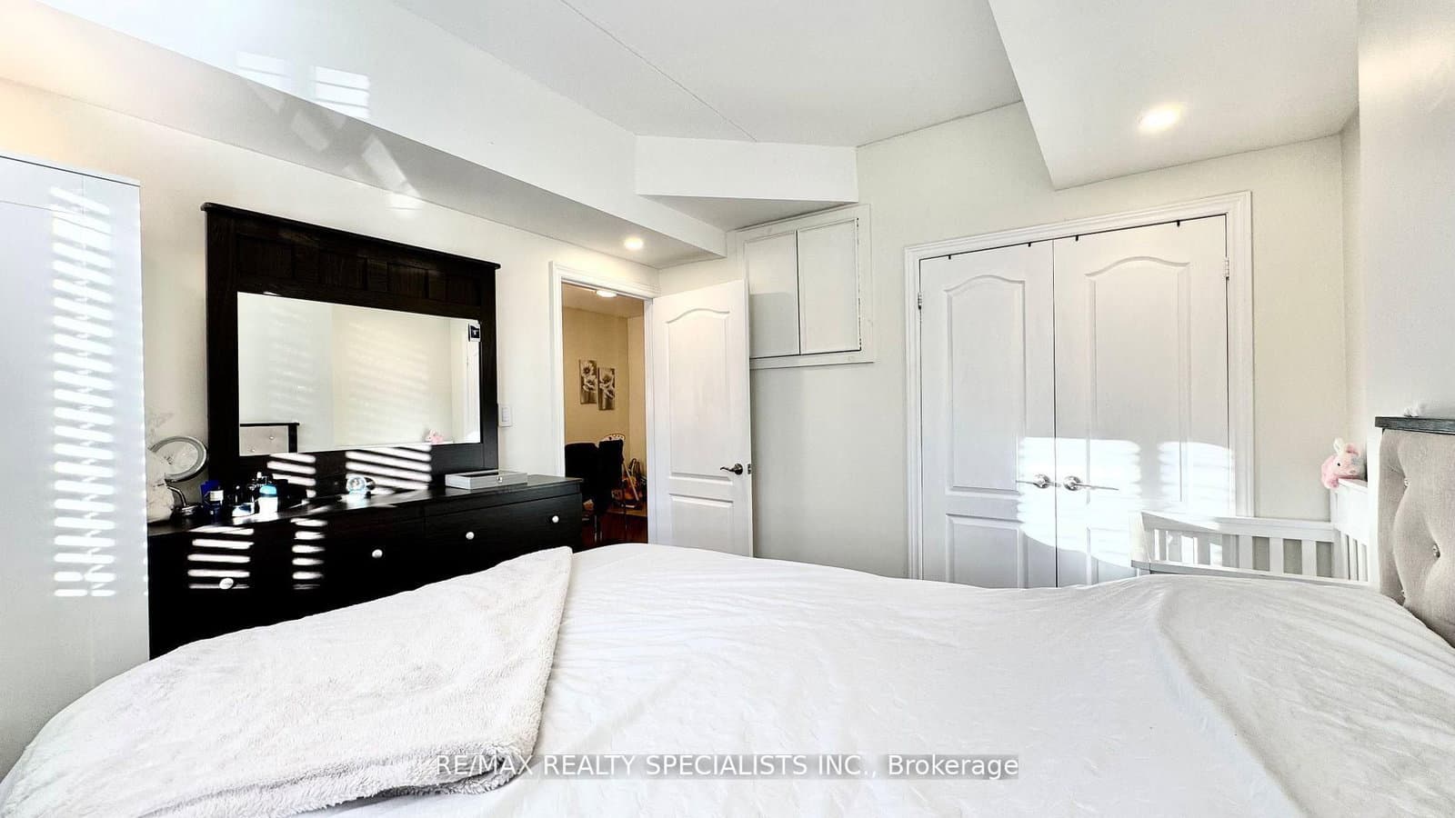 4016 Kilmer Drive, Unit 112 thumbnail 33