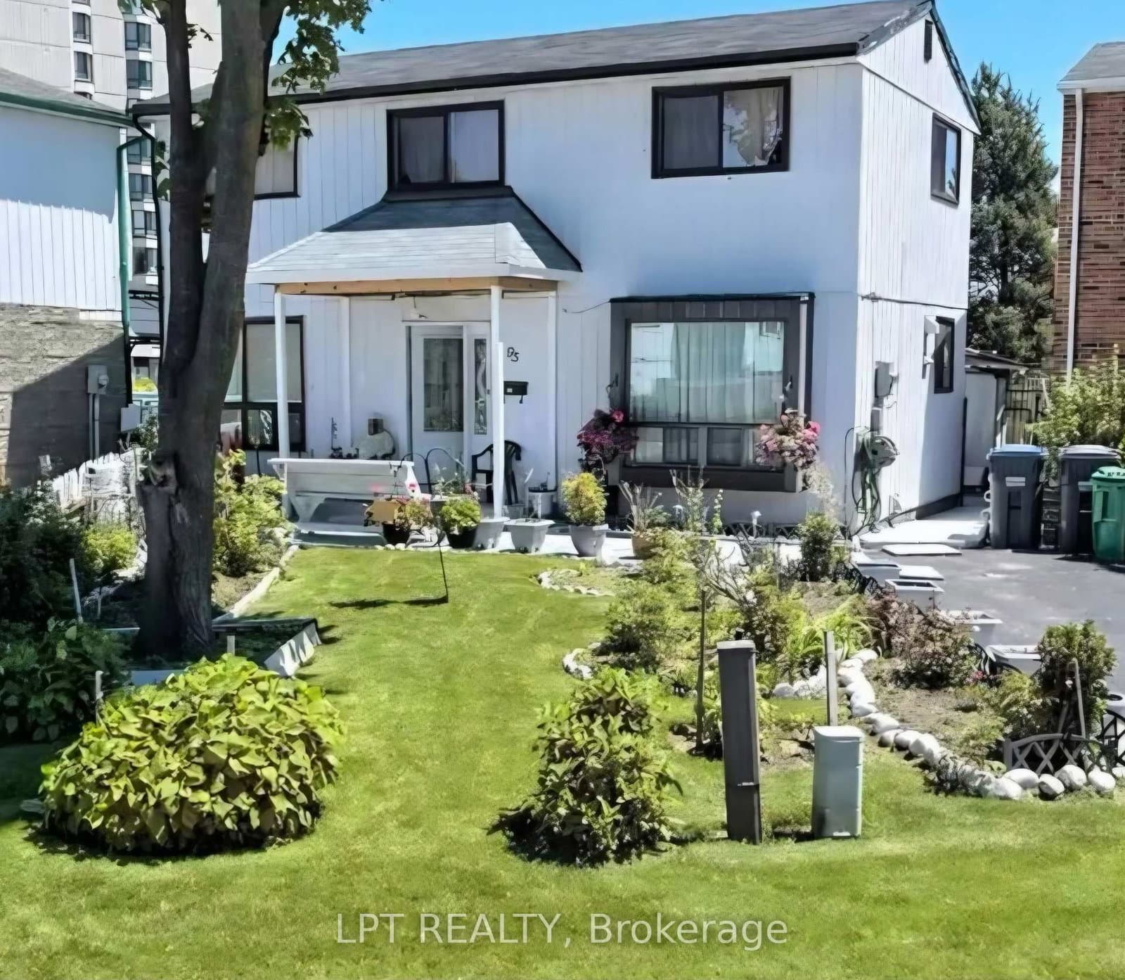 95 Huntingwood Crescent - Image 1