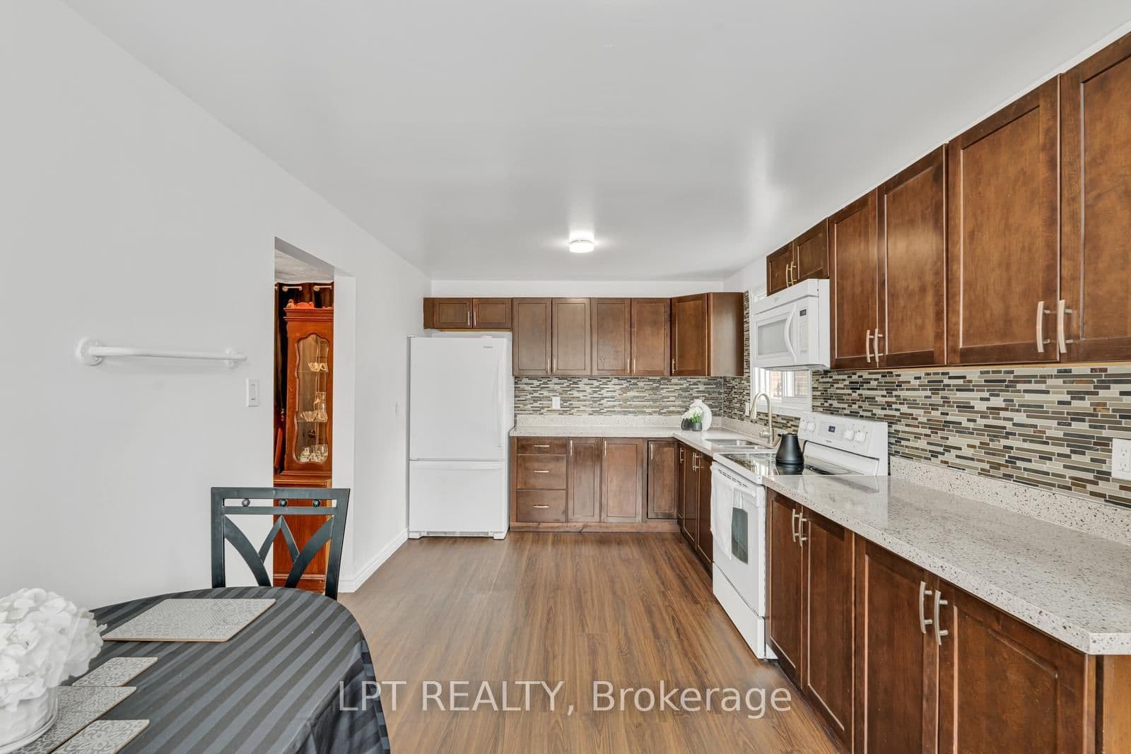 95 Huntingwood Crescent thumbnail 17