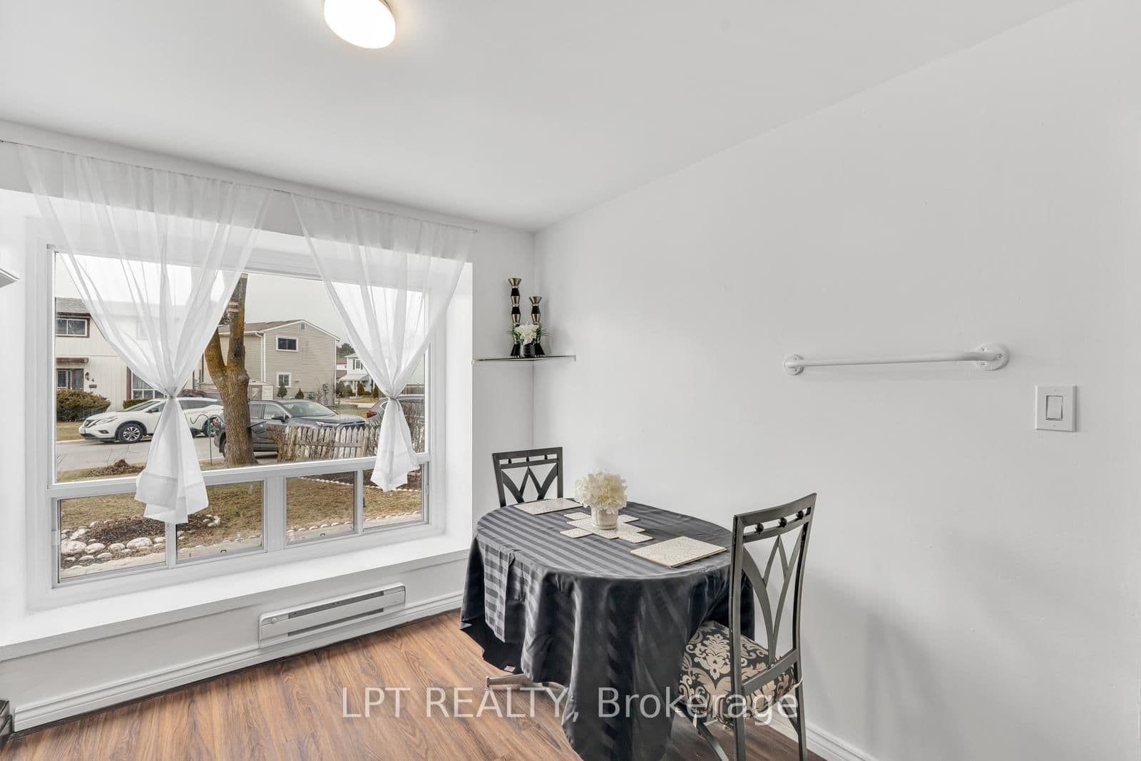 95 Huntingwood Crescent thumbnail 21