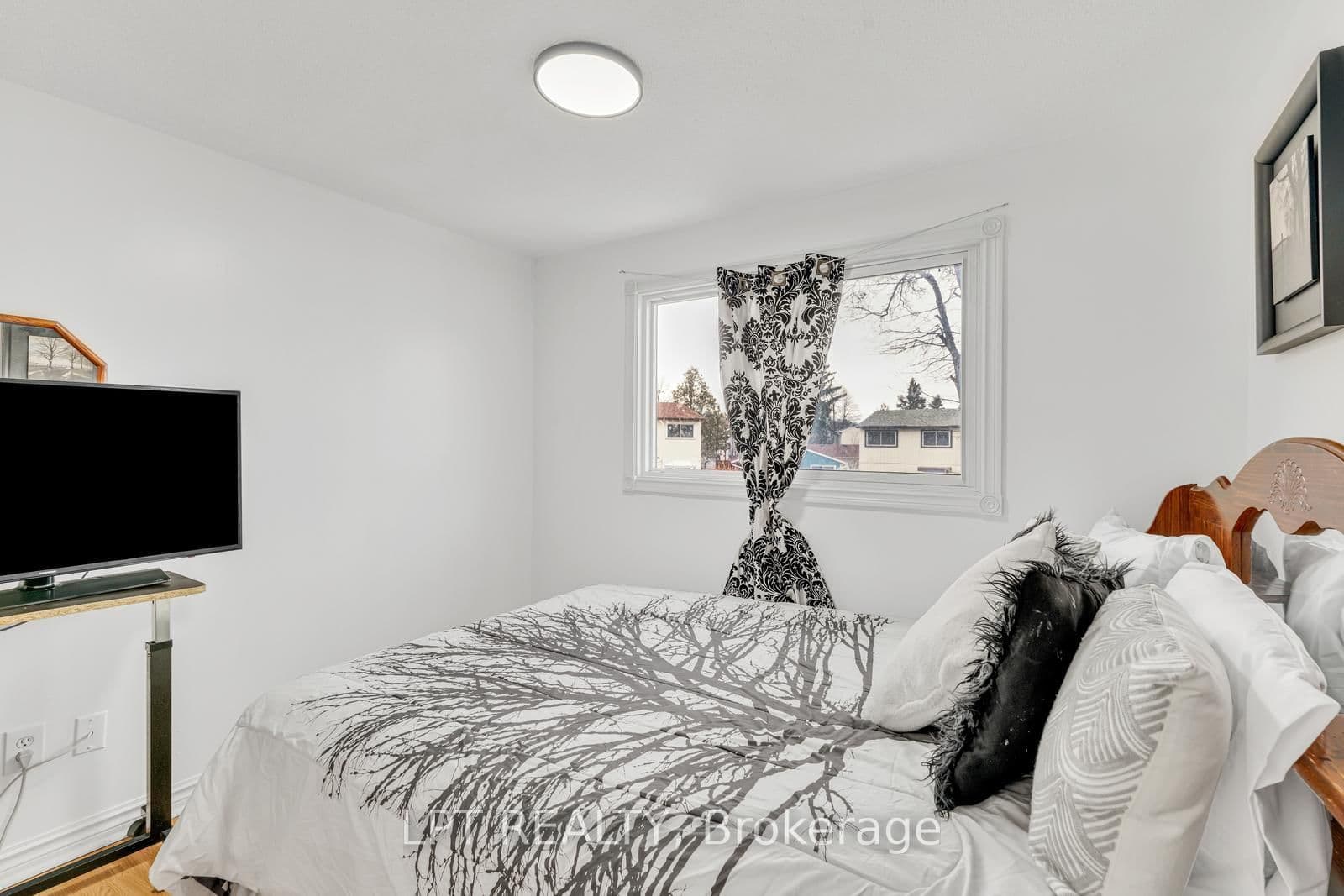 95 Huntingwood Crescent thumbnail 30