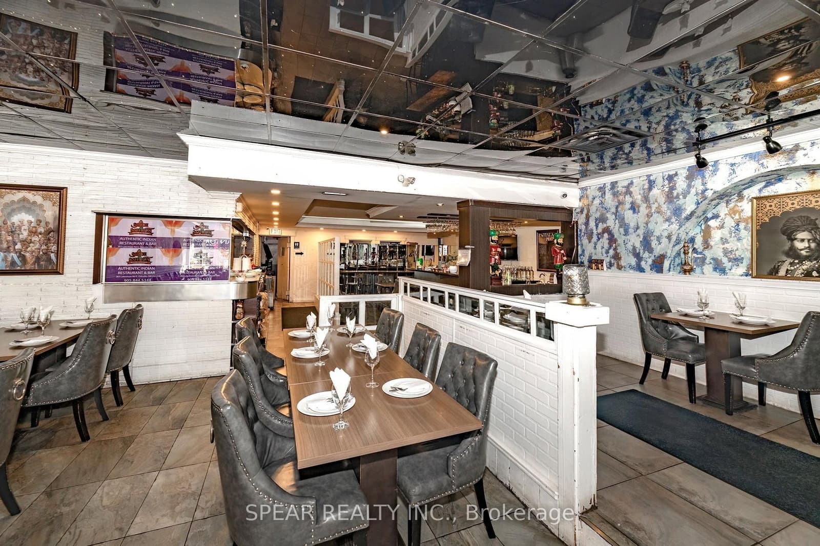 263 Lakeshore Road E thumbnail 3