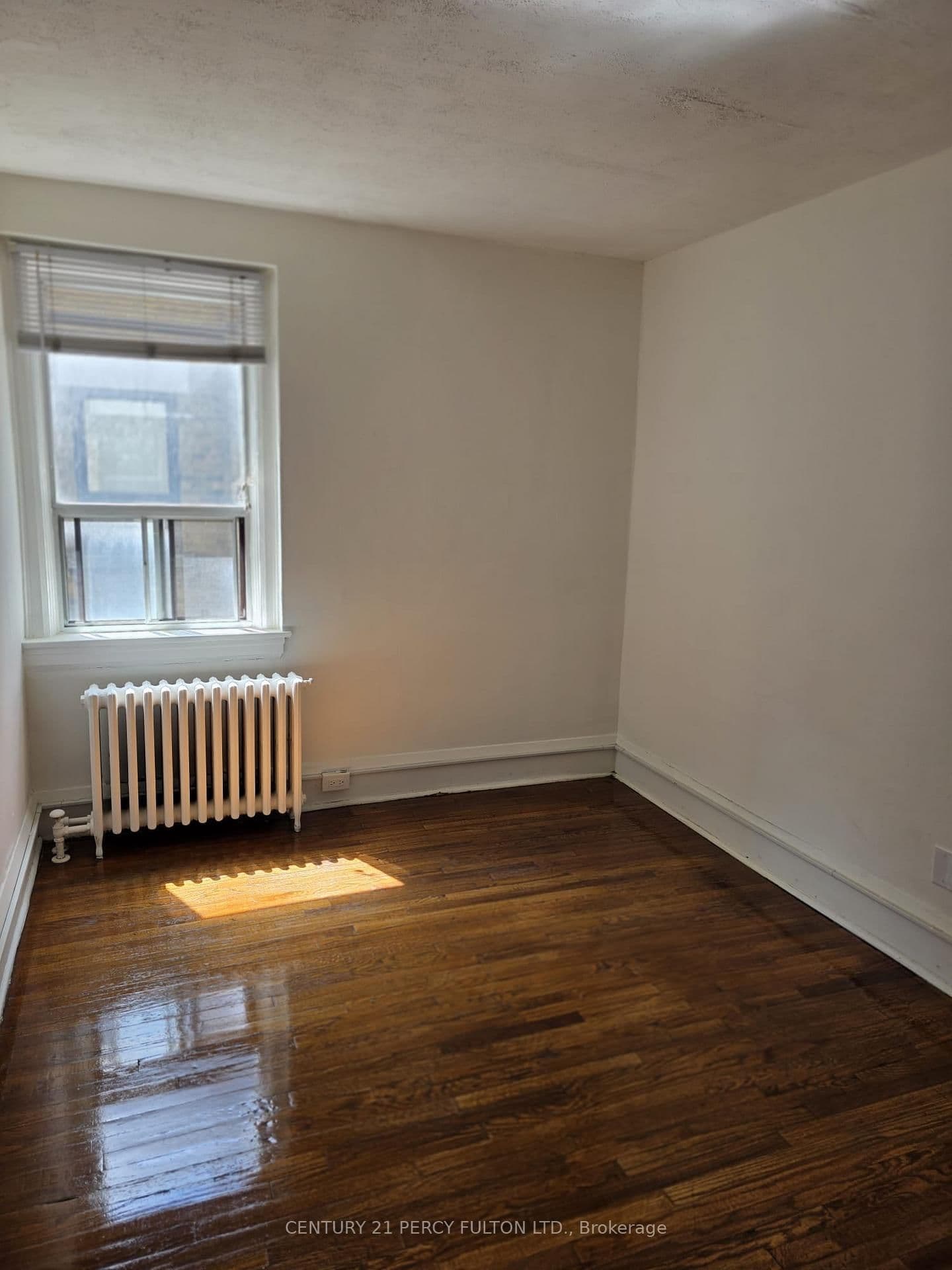 29 Jane Street, Unit 8 thumbnail 2