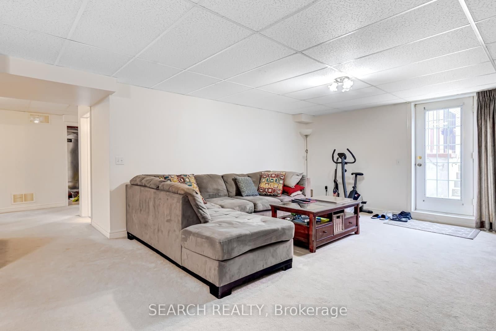 19 Treeline Boulevard thumbnail 24