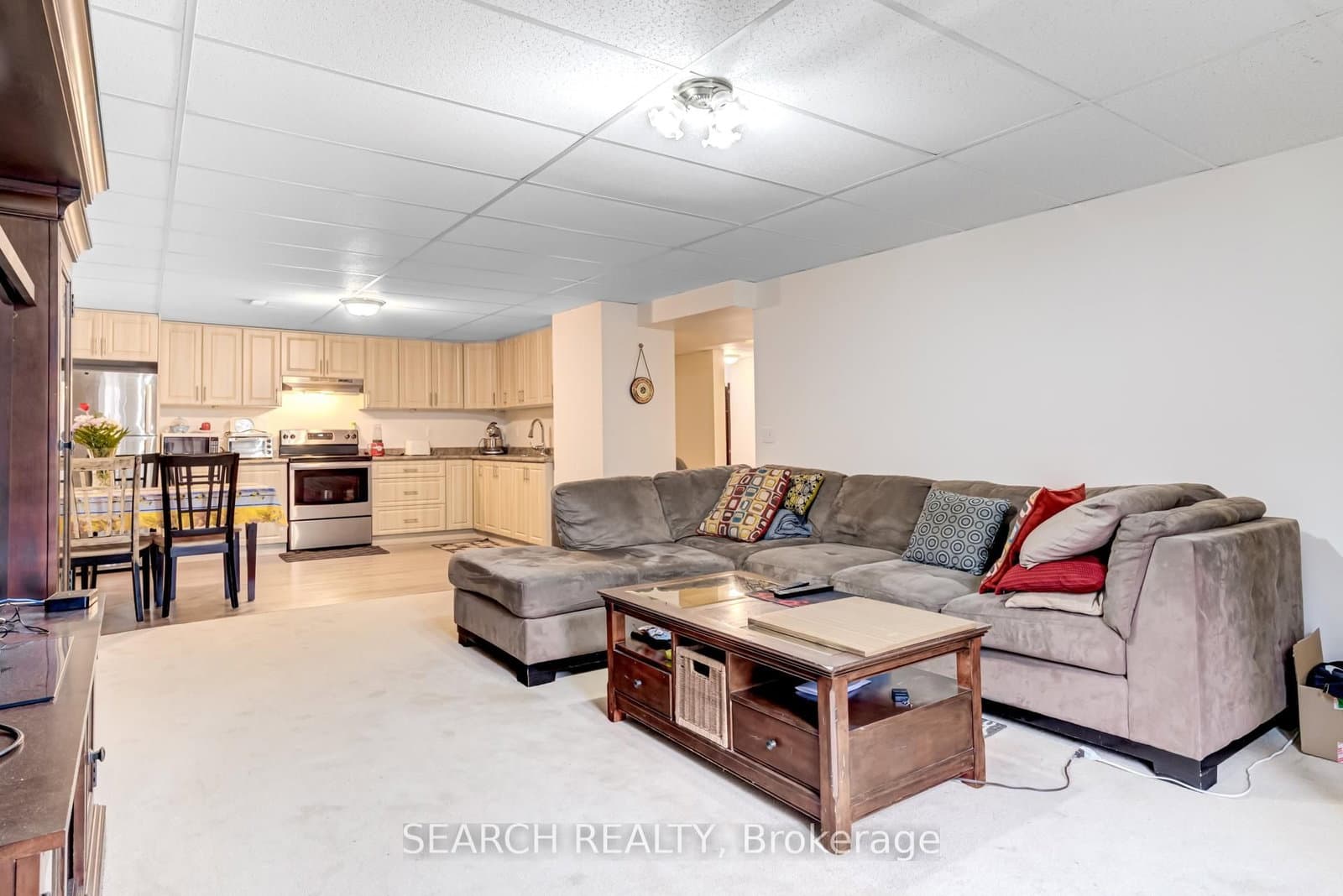 19 Treeline Boulevard thumbnail 25