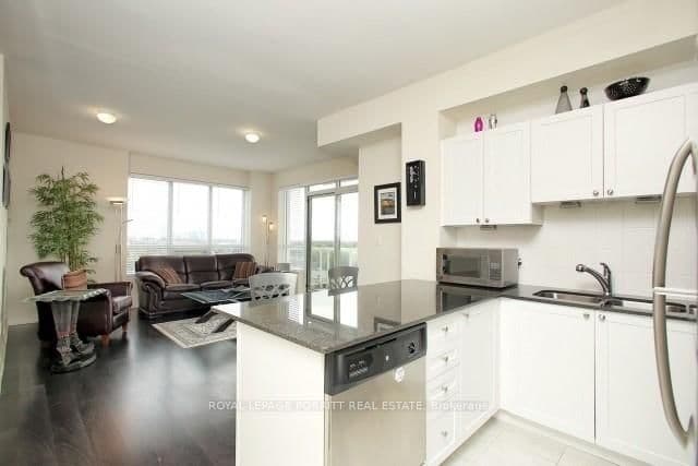 3865 Lake Shore Boulevard W, Unit 1109 thumbnail 5