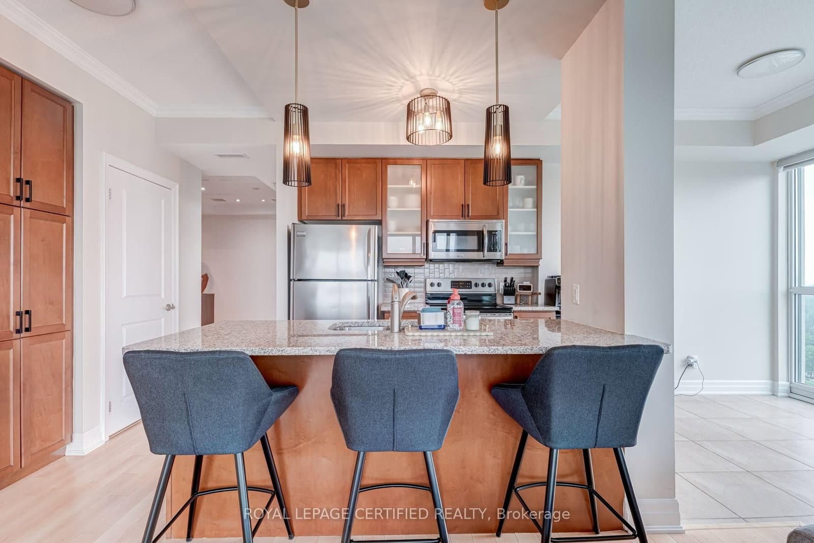100 John Street, Unit 1806 thumbnail 10